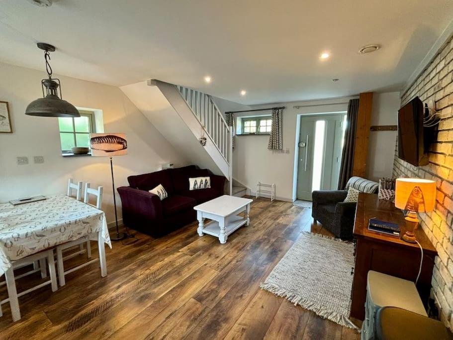 Little Bream - Pretty Cosy Cottage, Sea Views, Walk To The Beach Mawnan Smith 外观 照片